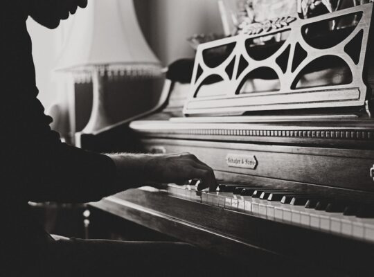 Exploring Different Piano Genres: From Classical to Jazz