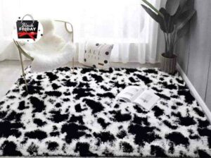 Fluffy bedside carpets