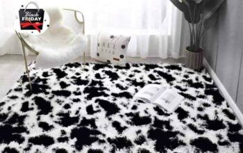 Fluffy bedside carpets