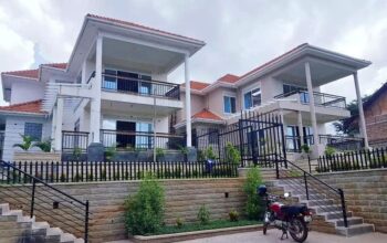 Muyenga gated 4 bedrooms villa for rent